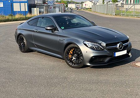 Mercedes-Benz C 63 AMG Vollausstattung Keramik 360 Kamera Headup