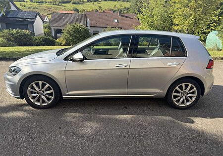 VW Golf Volkswagen 1.5 TSI BMT /OPF Comfortline