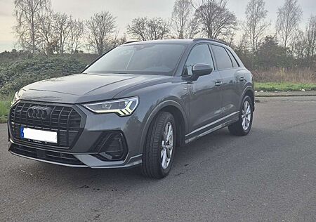 Audi Q3 40 TFSI quattro S tronic line