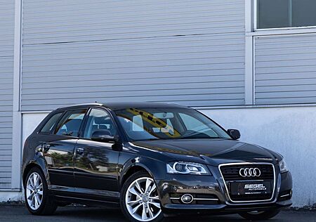 Audi A3 Sportback 2.0 TDI Ambition*1.HAND*XENON*SHZ*
