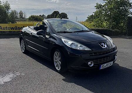 Peugeot 207 gebraucht kaufen Peugeot 207 CC 120 VTi Platinum