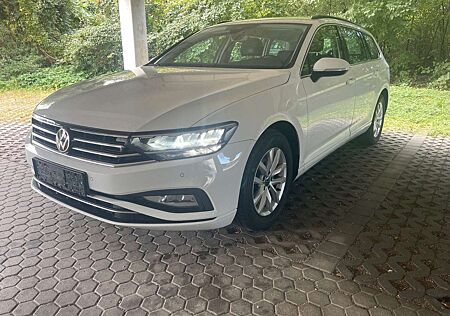 VW Passat Variant Volkswagen Business