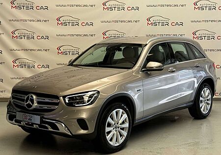 Mercedes-Benz GLC 300 de 4M WIDE/AHK/DISTR/LED/KAM/SPUR/TOT/19