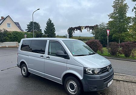 VW T5 Transporter Volkswagen Kombi, 9-Sitzplätze, HU NEU, SERVICE NEU