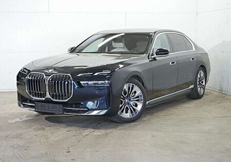 BMW i7 xDrive60 NP 181810.- 4xMassage ACC HuD Park