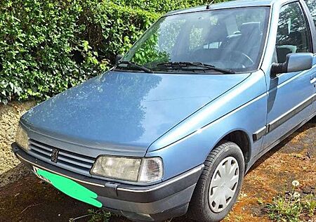 Peugeot 405 SRI