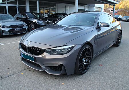BMW M4 Coupe DKG Competition