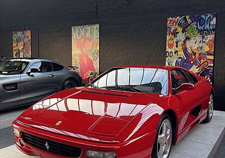 Ferrari F355 Berlinetta Lückenlose Historie, unfallfrei