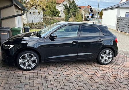 Audi A1 30 TFSI Sportback advanced