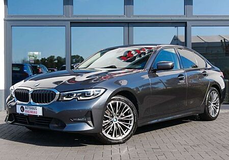 BMW 320 xDrive Sport Line R-KAMERA ACC LIVE COCKPIT