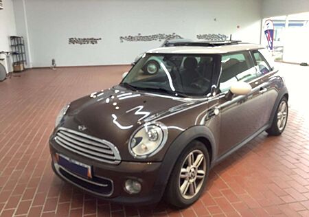 Mini Cooper D *Bi-Xenon*NAVI*PANO*SHZ*Tempo*PDC*Garantie