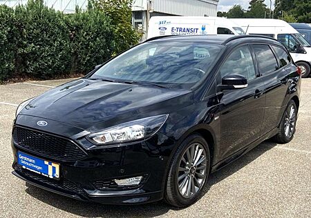 Ford Focus Turnier 1.0 EcoBoost ST-Line