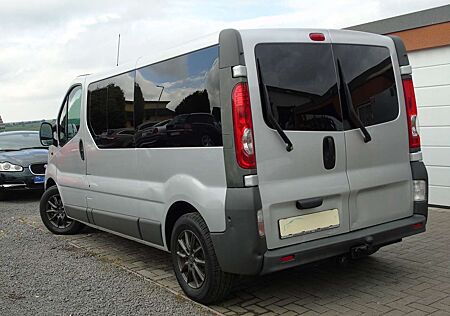 Opel Vivaro gebraucht kaufen Opel Vivaro Kasten L1H1 2,7t*KLIMA*6 SITZER*ZAHNRIEMEN... NEU