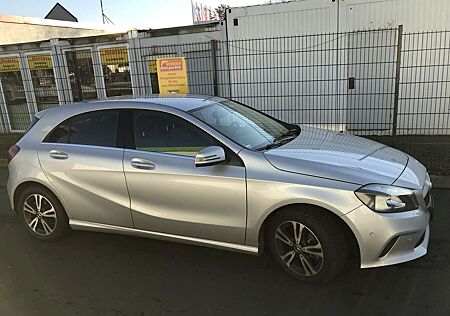 Mercedes-Benz A 180 BlueEfficiency (176.042)