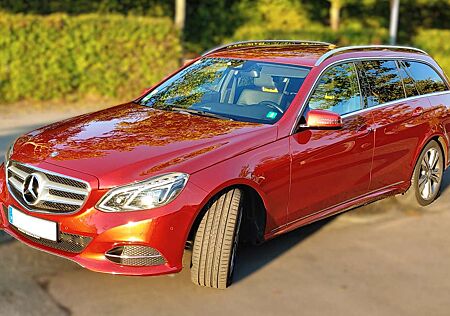 Mercedes-Benz E 200 E+200+T+BlueTEC+7G-TRONIC+Avantgarde