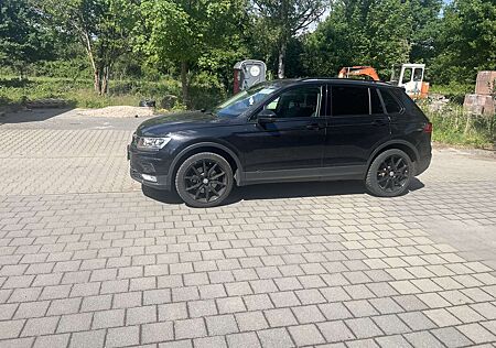 VW Tiguan Volkswagen Highline BMT/Start-Stopp 4Motion
