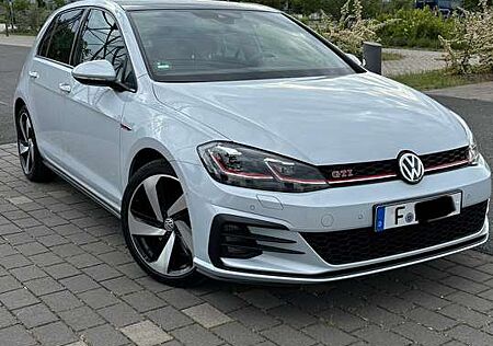 VW Golf GTI Volkswagen Facelift Ohne Opf - 6 DSG / Kreideweiß