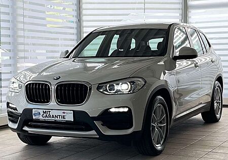 BMW X3 xD30e Sports.PANORAMA KAMERA AHK Hi-Fi