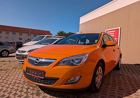 Opel Astra J Sports Tourer Selection Behördenfhz