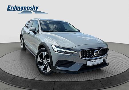 Volvo V60 CC V60 Cross Country Country B4 AWD Plus/AHK/SHZ/LHZ/Leder Klima Navi