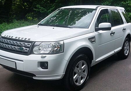 Land Rover Freelander SD4 Aut. S KLIMAAUT. PDC TEMPOM. AHK 2.HAND
