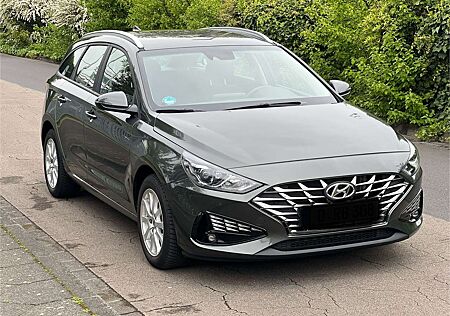 Hyundai i30 Kombi 1.5 T-GDI 48V-Hybrid Advantage