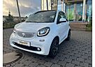 Smart ForTwo coupe. Leder. Navi. Temp. Panoramadach.
