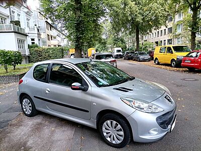 Peugeot 206 206 PLUS * TÜV * NEUES-MODELL * 2011