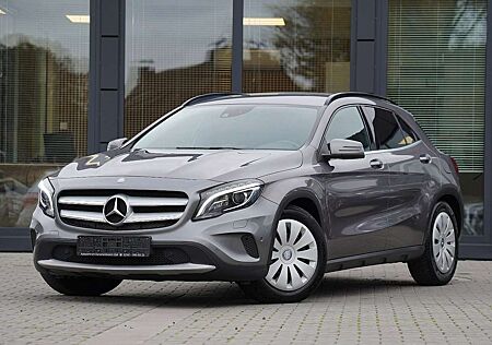 Mercedes-Benz GLA 200 CDI / d *Scheckheft*Leder*Kamera*Ahk.*