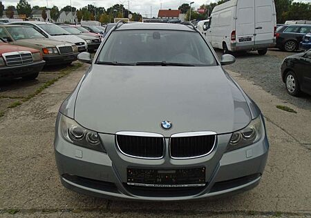 BMW 320 i 137350 km -Neue TÜV Möglich