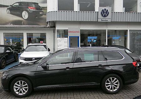 VW Passat Variant Volkswagen Business 2,0 TDI DSG AHK CAM