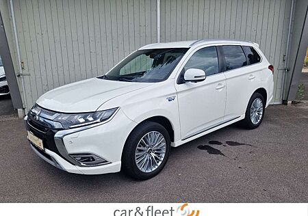 Mitsubishi Outlander PHEV Intro Edition 4WD LED Leder RFK