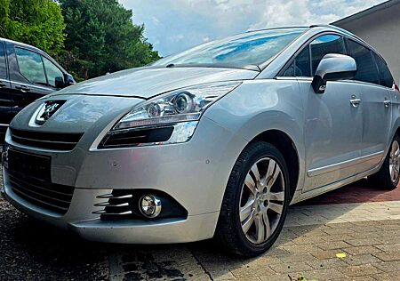Peugeot 5008 1.6 Platinum XENON NAVI