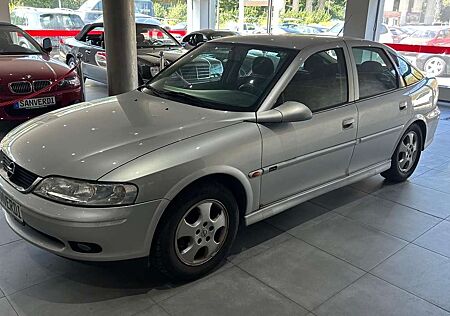 Opel Vectra 1.8 16V Edition 2000 KLIMA II.HAND