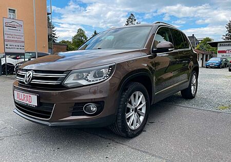 VW Tiguan Volkswagen 2.0 TDI 4MOTION Sport & Style