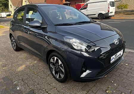 Hyundai i10 1.0 Twist 1.HD/PDC/NAVI/TÜV