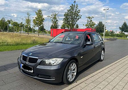 BMW 320i 320 Touring