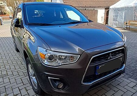 Mitsubishi ASX 1.6 2WD 35 Jahre