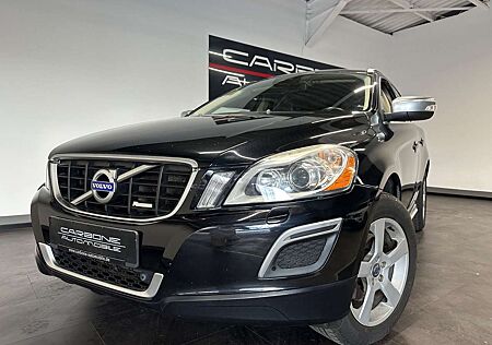 Volvo XC 60 XC60 Allrad Automatik**R-Design+AHK**