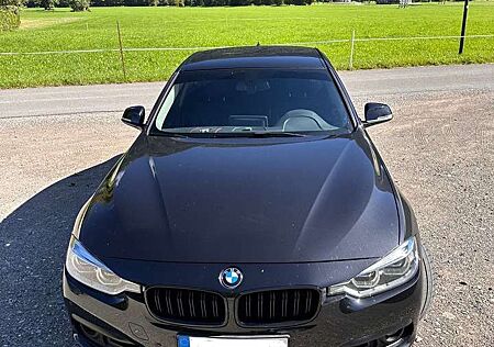 BMW 320 X Drive Advantage Automatik