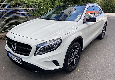 Mercedes-Benz GLA 220 d 4Matic 7G-DCT Urban