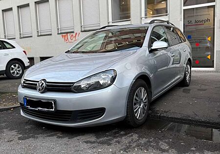 VW Golf Variant Volkswagen 1.6 TDI DPF BlueMotion Technology DSG MATCH