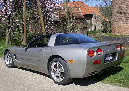 Chevrolet Corvette C5TARGA