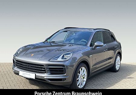Porsche Cayenne E-Hybrid Panoramadach Luftfederung LED
