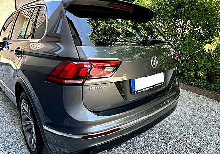 VW Tiguan Volkswagen 2.0 TSI 4Motion (BlueMotion Technology) DSG