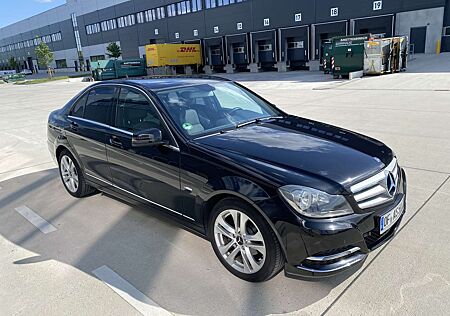 Mercedes-Benz C 180 CGI Automatik BlueEFFICIENCY Elegance