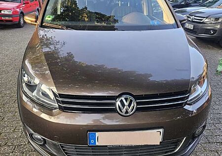 VW Touran Volkswagen 2.0 TDI DPF STYLE