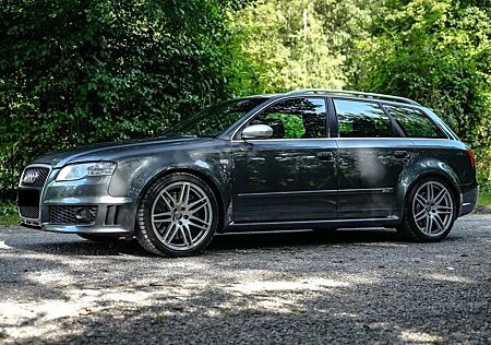 Audi RS4 A4 Avant Avant