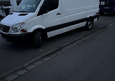Mercedes-Benz Sprinter 211 CDI 906.111