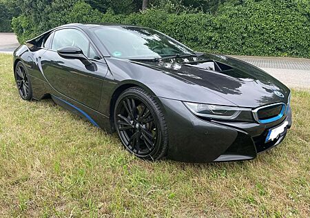 BMW i8 Coupe